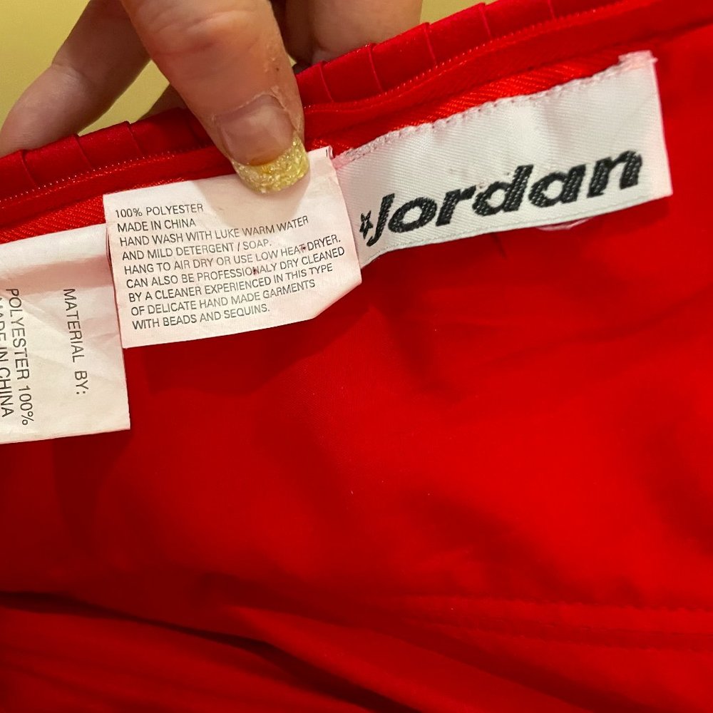 Red Strapless Prom/Pageant Dress (Medium) - Picture 5 of 7